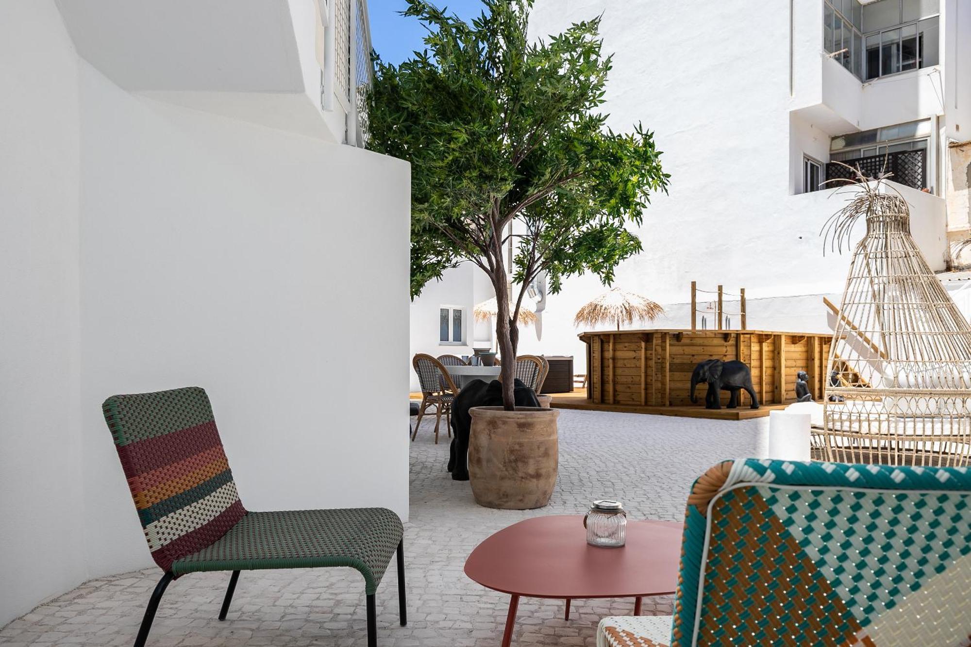 Dona Simone Boutique Suites & Studios - By @ Rita'S Place FAO Buitenkant foto